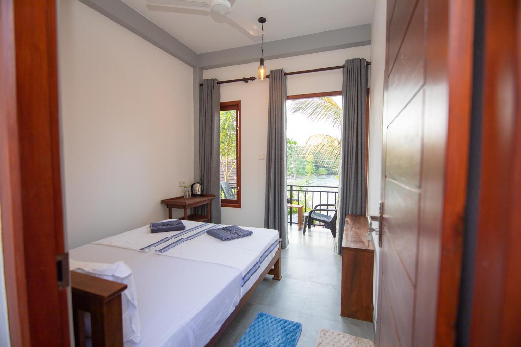 Light House Beach Home Matara Oda fotoğraf